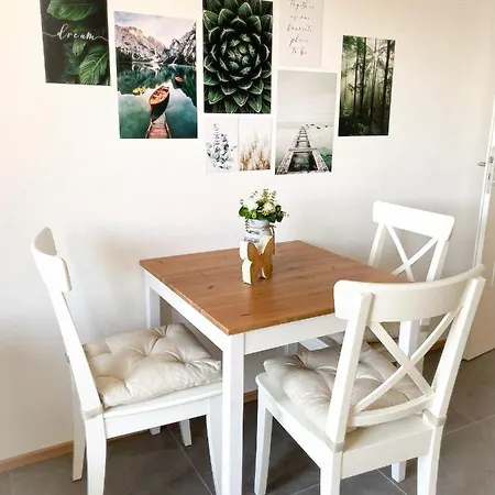 Apartment Am